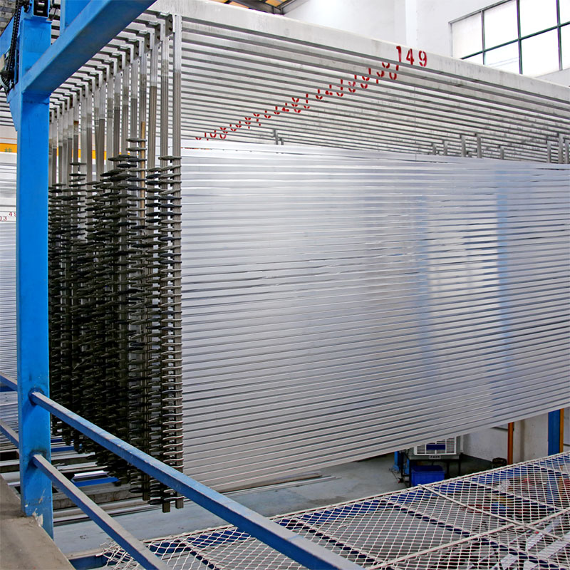 氧化、電泳生產(chǎn)線