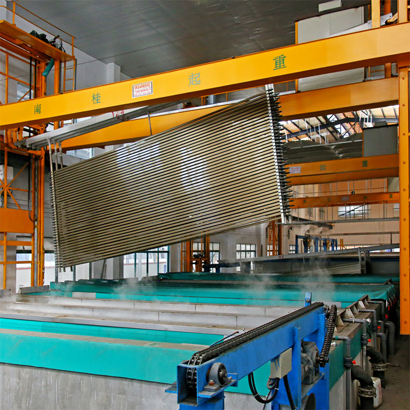 氧化、電泳生產(chǎn)線